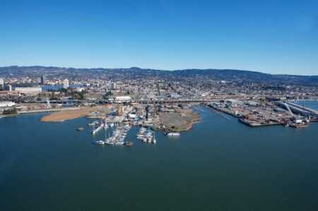 Views before completion of the Brooklyn Basin development site. (©Signature Development)