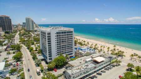 courtyard-fort-lauderdale-beach-619