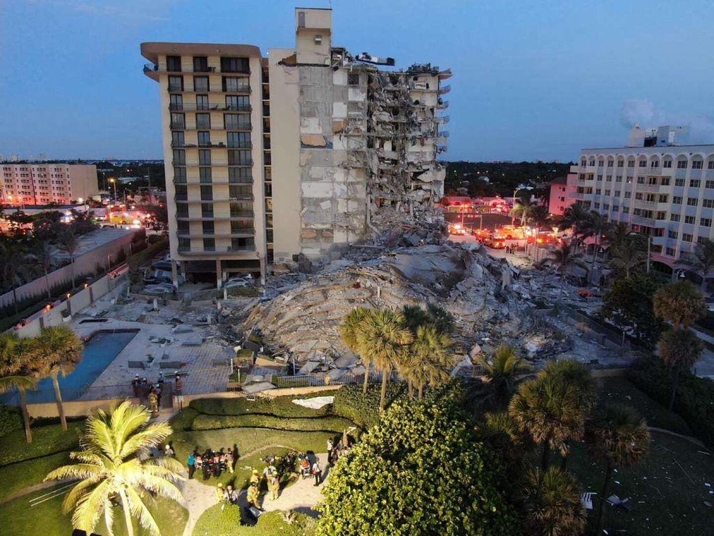 creative commons license photo of surfside collapse surfside-condominium-collapse-photo-from-miami-dade-fire-rescue-4-ea7848-1024 (1).jpg