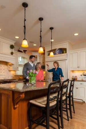 real_estate_agent_mg_3487_310