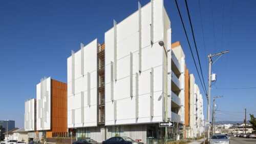 619_oakland_front