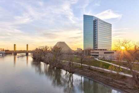 The Sacramento River divides downtown Sacramento and West Sacramento. ULI has been working with stakeholders on both sides to create a unified vision for riverfront development.