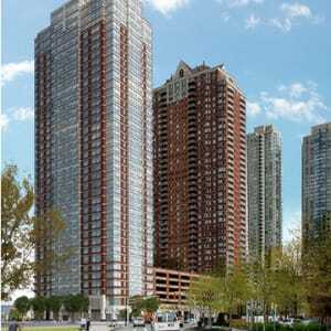 Roseland Property Company’s Marbella II, which broke ground in December 2013, is expected to be completed later next year. Located in the Newport/Powerhouse neighborhoods, the 38-story Marbella II will have 311 luxury units. (Roseland, A Mack-Cali Company)