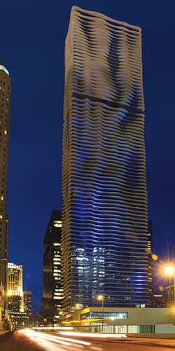 Carlson Hotel’s first Radisson Blu hotel is housed in the 87-story Aqua Tower in Chicago’s new Lakeshore East master-planned community, developed by Magellan Development.