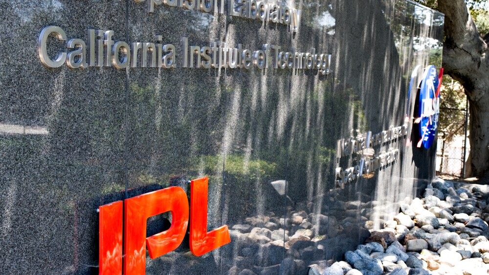 La,Canada,,Ca,-,August,13:,The,Entrance,To,Nasa's
