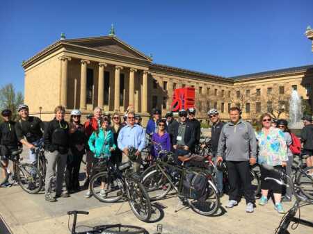 Spring Meeting attendees tour Philadelphia's neighborhoods by bicycle.